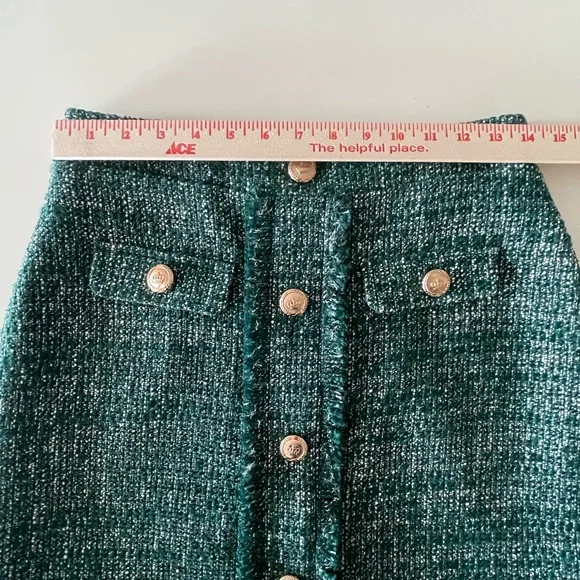 Walter Baker Green Tweed Mini Skirt w/ Gold Buttons - Size 6 - Picture 7 of 11
